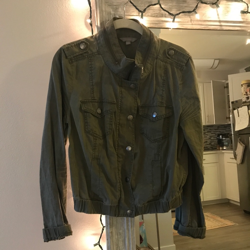 BP Rubbish green coat